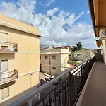 La Casa Di Mico - Mare E Sole Apartment *